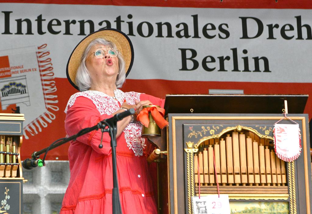 德國柏林舉行手搖風(fēng)琴藝術(shù)節