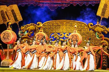 第六屆中國新疆國際民族舞蹈節開(kāi)幕