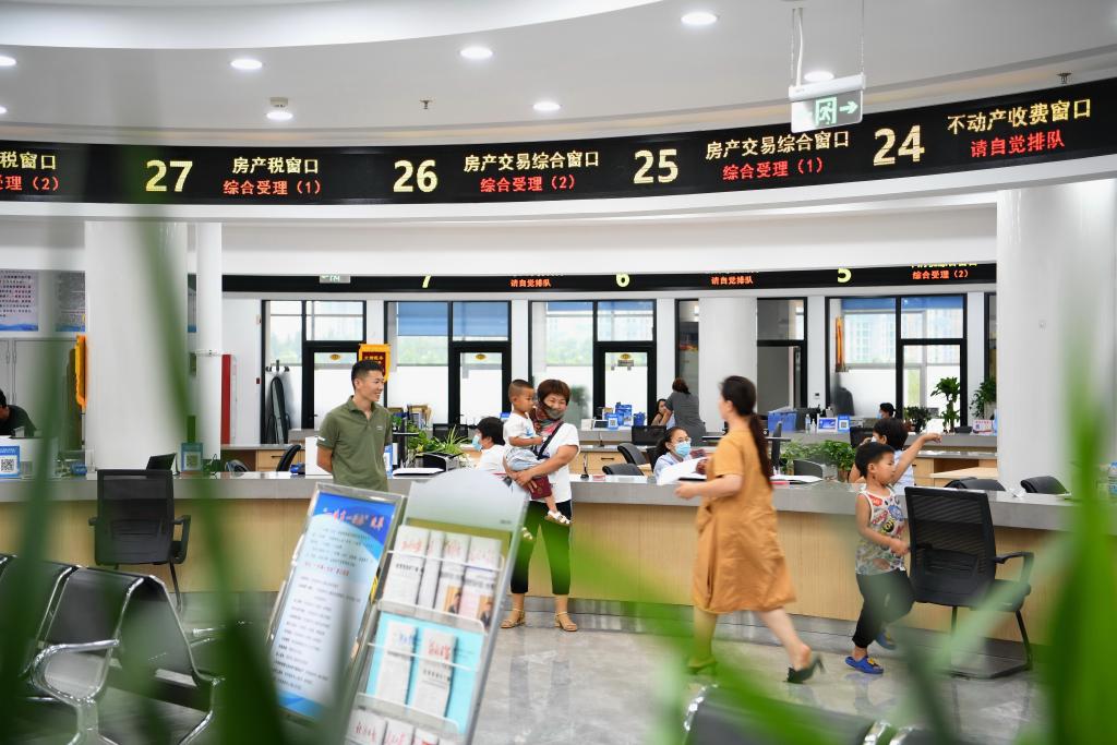 河北灤州：&ldquo;一站式&rdquo;政務(wù)服務(wù)惠企利民