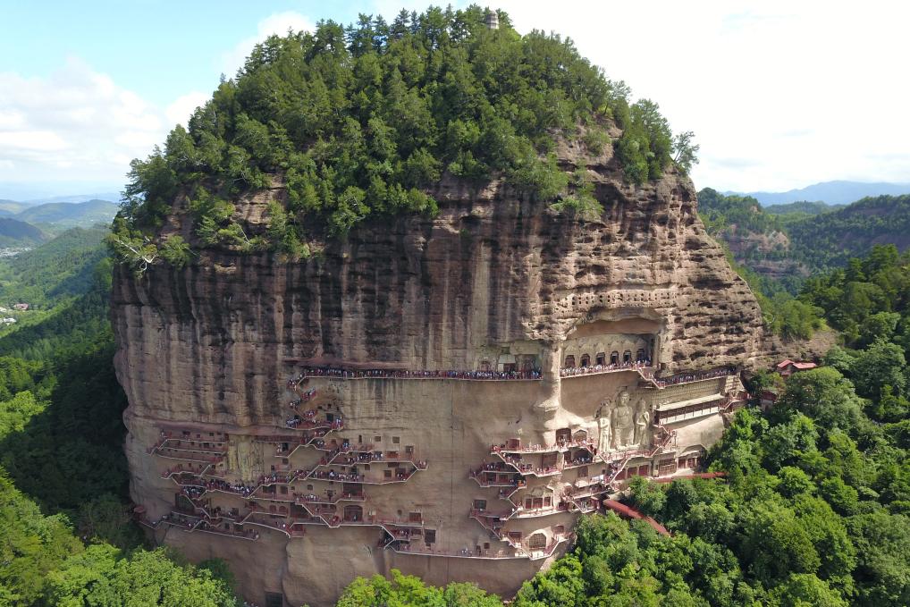 麥積山石窟開(kāi)啟應急參觀(guān)線(xiàn)路提升游客體驗