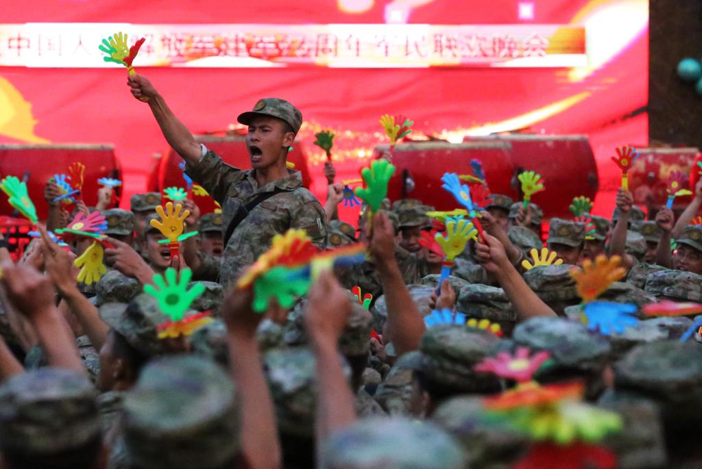 新華全媒+丨我們的八一，我們的節日