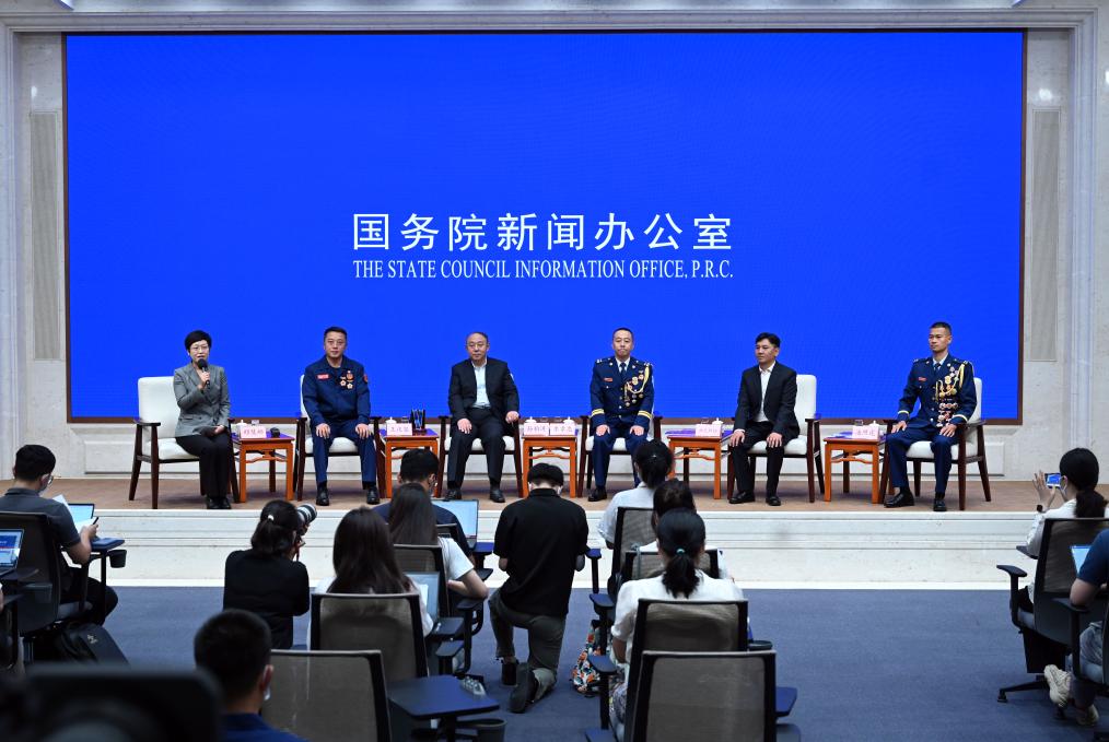 新華全媒＋丨國新辦舉行&ldquo;最美應急管理工作者&rdquo;中外記者見(jiàn)面會(huì )