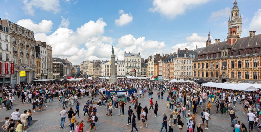 法國里爾：百萬(wàn)游客趕&ldquo;大集&rdquo;