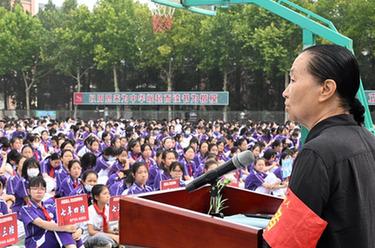 &ldquo;同學(xué)，你好！&rdquo;