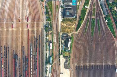 河南鄭州：&ldquo;黃金班列&rdquo;打造內陸開(kāi)放新高地