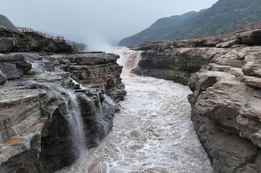 新時(shí)代中國調研行&middot;黃河篇丨壺口瀑布秋日美