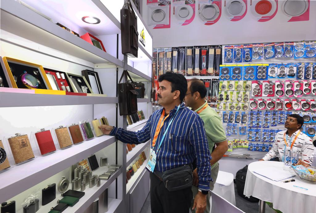 第29屆中國義烏國際小商品（標準）博覽會(huì )開(kāi)幕