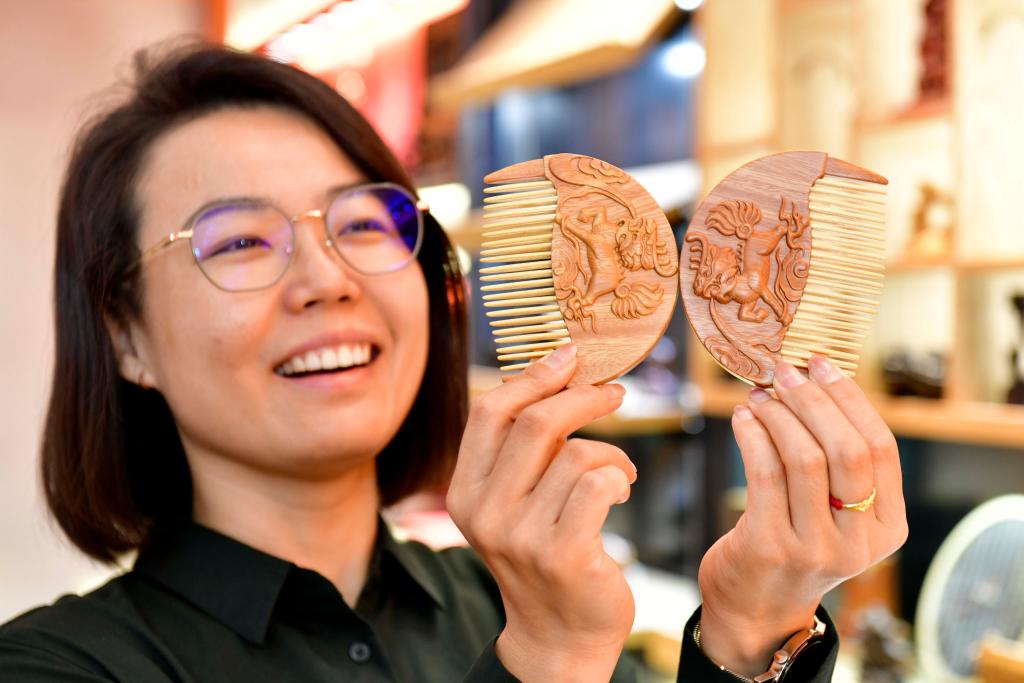 山東嘉祥：小木梳梳出鄉村產(chǎn)業(yè)興旺路