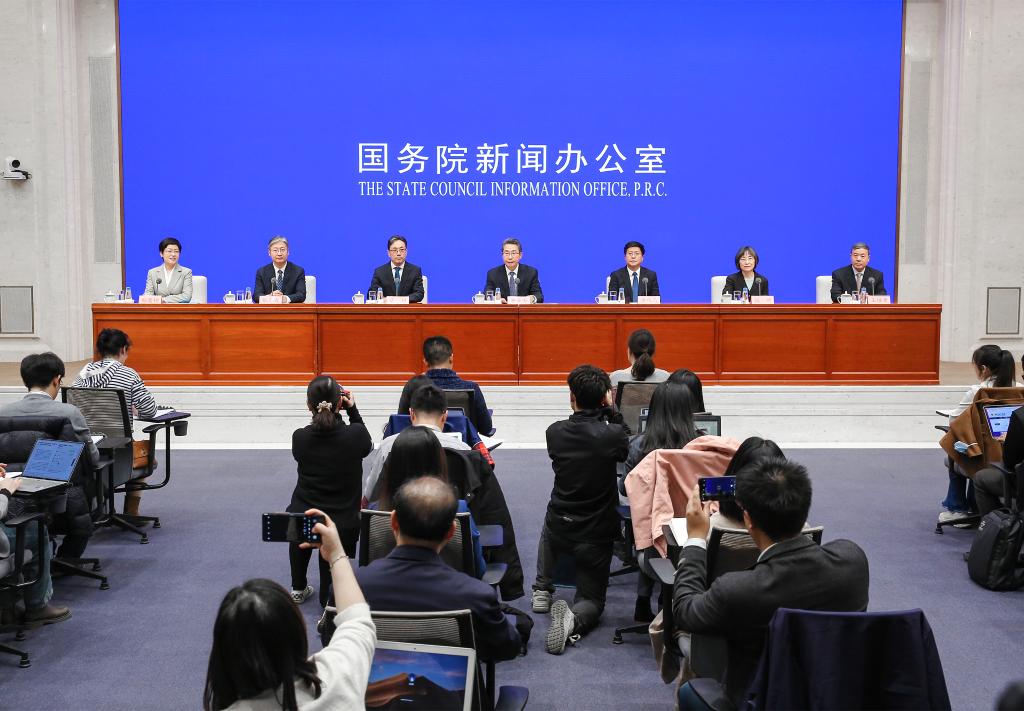 國新辦舉行加快推進(jìn)知識產(chǎn)權強國建設、有效支撐創(chuàng  )新驅動(dòng)發(fā)展 國務(wù)院政策例行吹風(fēng)會(huì )