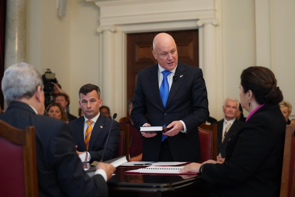 克里斯托弗&middot;拉克森宣誓就職新西蘭總理