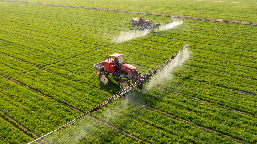 新華社社評：團結奮斗，開(kāi)創(chuàng  )新的歷史偉業(yè)