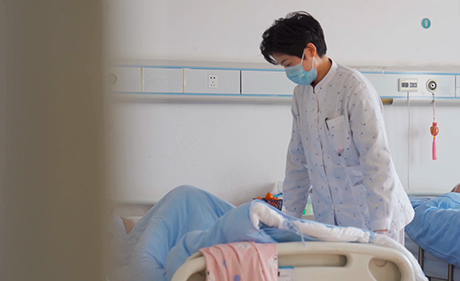 李楠楠：換位思考，把老人當成自己的親人一樣去照顧