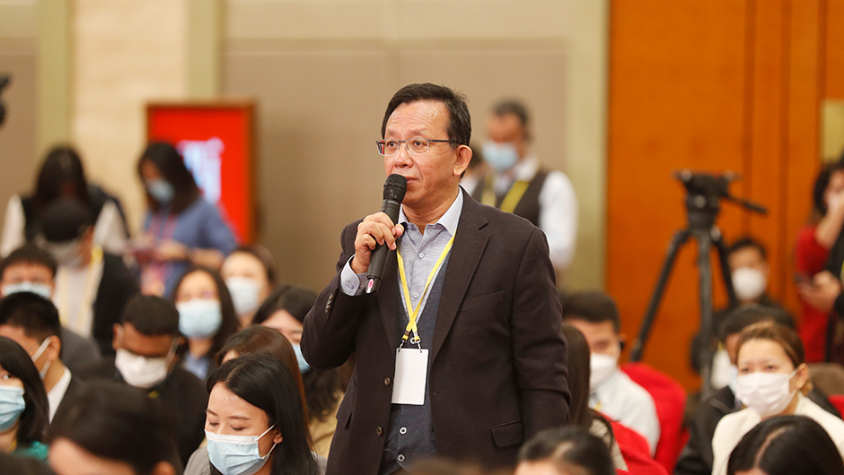 路透社記者提問(wèn)