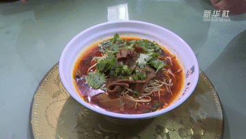 航天員心心念念的這碗牛雜面，安排！
