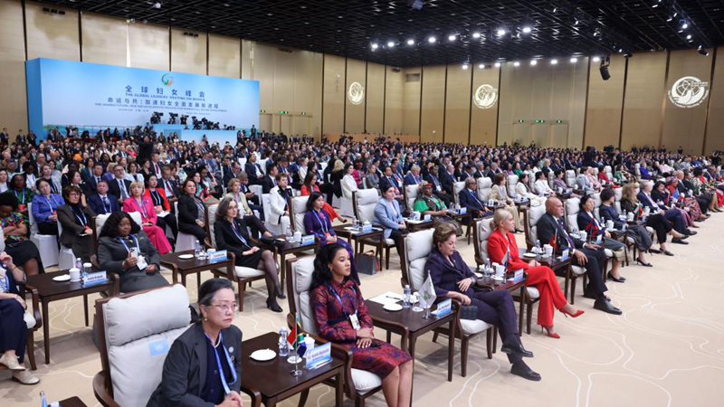 我在現場(chǎng)·光影流年丨跨越三十年，親歷兩屆婦女盛會(huì )