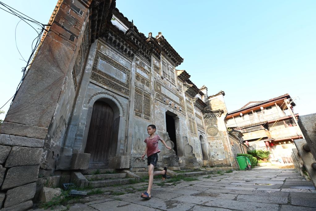 &ldquo;萬(wàn)里茶道&rdquo;起源地：福建省武夷山市下梅村